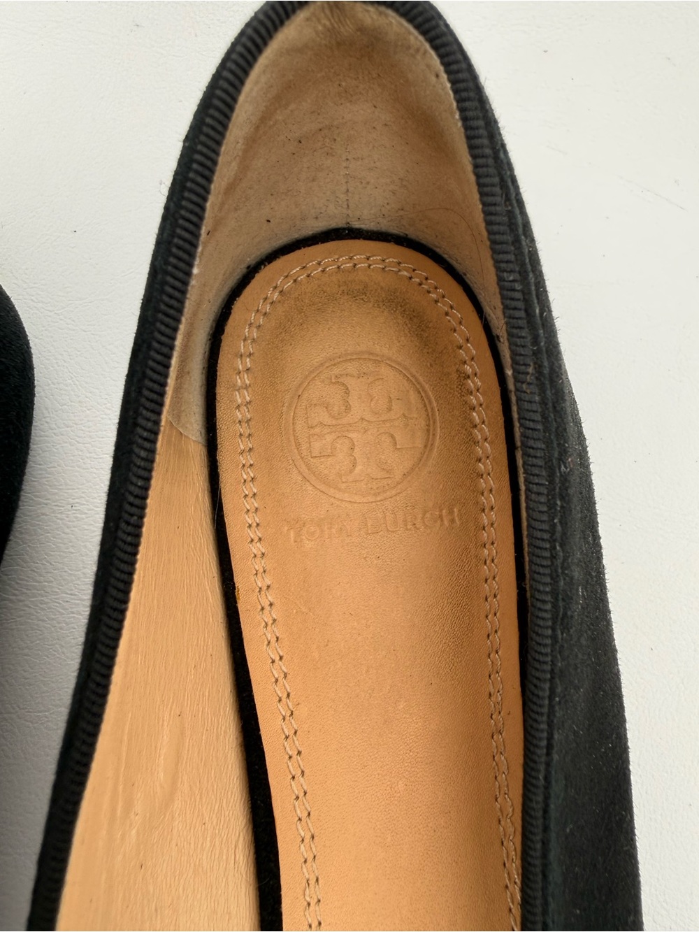 Tory Burch Vanessa Black Suede Pointed Toe Crystal -Bow Ballet Flat Sz 9.5 Prepp - Picture 15 of 17